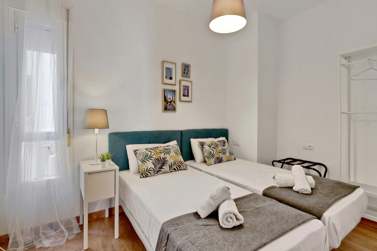 Del Parque Flats - Ollerias 3 Apartment Malaga Exterior photo